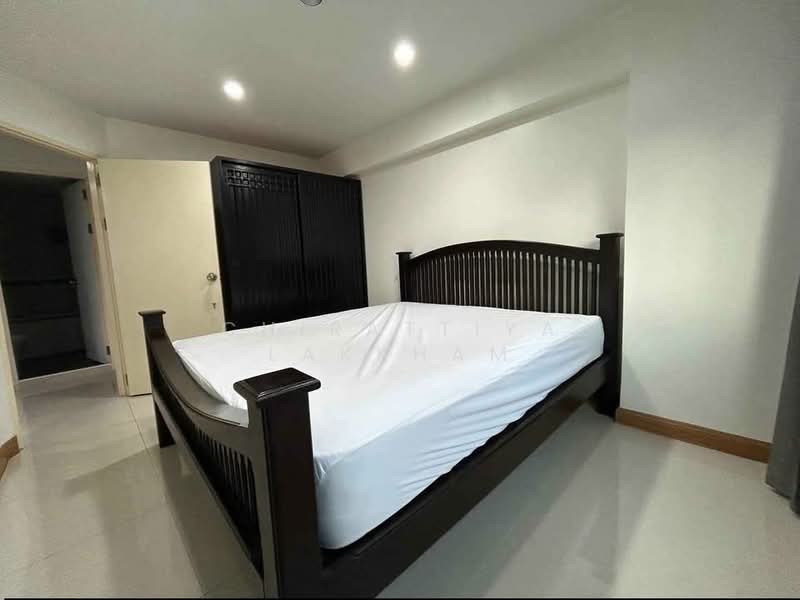 Thonglor Tower, Bangkok, Soi Thonglor, Sukhumvit 55 Road, Khlongtoei Nua, Watthana, Bangkok, 2 Bedrooms, 49 sqm, Condo For Rent, by Chirattiya Lakkham, 500319977 - DDproperty.com