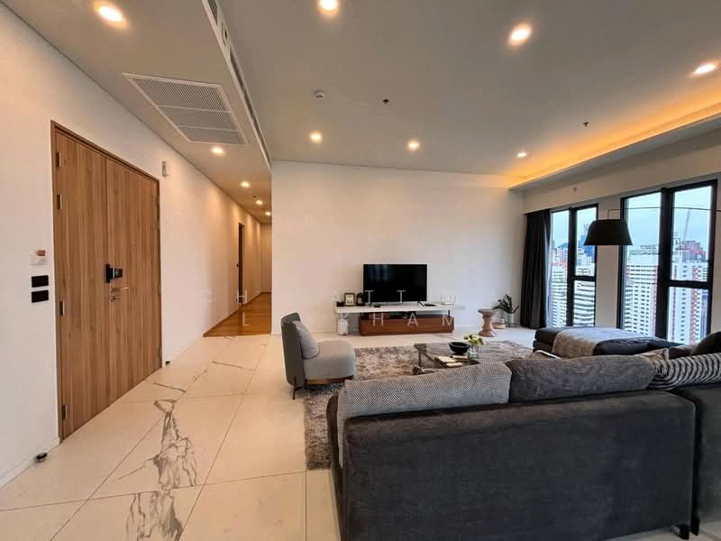 Siamese Exclusive Sukhumvit 31, Bangkok, 75 Soi Sukhumvit 31, Khlong Tan Nua, Watthana, Bangkok, 3 Bedrooms, 200 sqm, Condo For Rent, by Chirattiya Lakkham, 500319982 - DDproperty.com