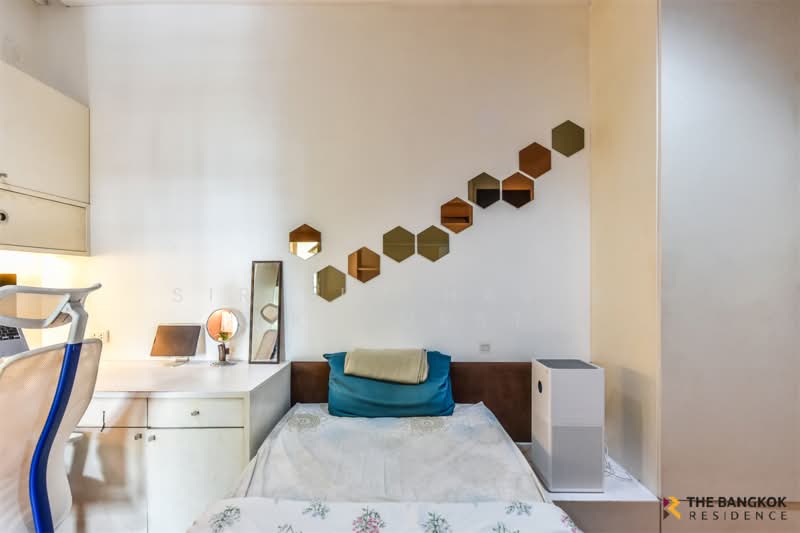 Baan Klang Krung Siam-Pathumwan : บ้านกลางกรุง สยาม-ปทุมวัน คอนโดมิเนียม, กรุงเทพ, ถนนเพชรบุรี แขวงถนนเพชรบุรี เขตราชเทวี กรุงเทพมหานคร, ถนนเพชรบุรี, ราชเทวี, กรุงเทพ, 84 ตร.ม., คอนโด ขาย, โดย Sirirut Havee Akehurst, 500320014 - DDproperty.com