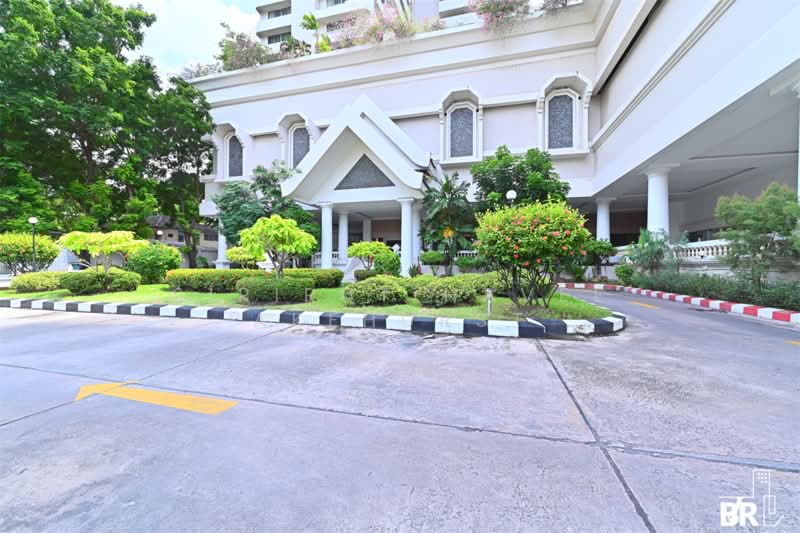 D.S. Tower 1 Sukhumvit 33, Bangkok, Soi Phrom Chit, Khlong Tan Nua, Watthana, Bangkok, 3 Bedrooms, 240 sqm, Condo For Sale, by Sirirut Havee Akehurst, 500320042 - DDproperty.com
