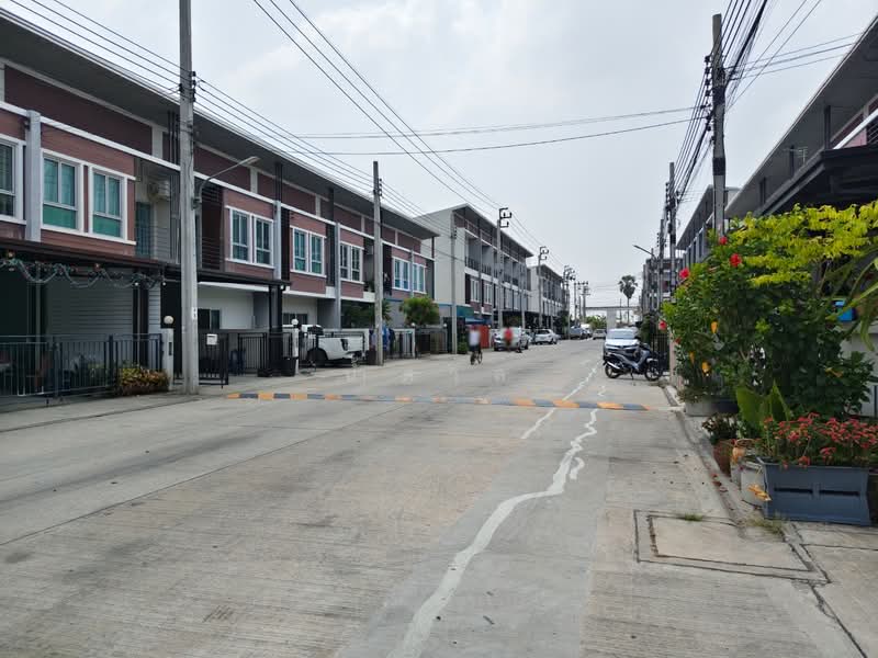 Siwarat 11 Village Chaiyapruek, Nonthaburi, Sai Noi, Nonthaburi, 3 Bedrooms, 100 sqm, Townhouse For Sale, by น้ำตาล, 500320080 - DDproperty.com