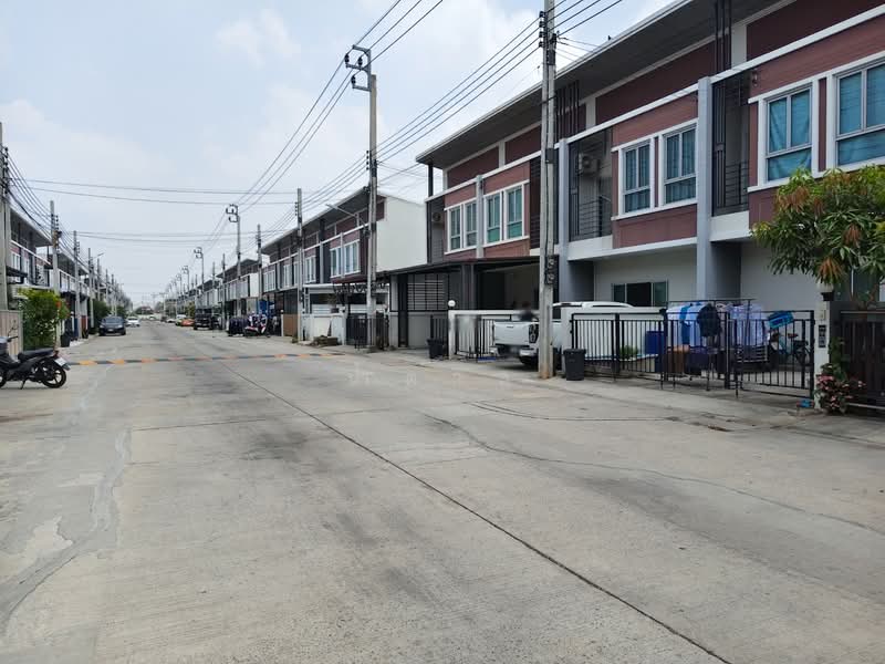 Siwarat 11 Village Chaiyapruek, Nonthaburi, Sai Noi, Nonthaburi, 3 Bedrooms, 100 sqm, Townhouse For Sale, by น้ำตาล, 500320080 - DDproperty.com