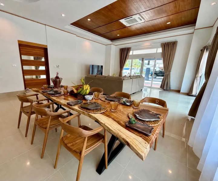 2R1095 Pool villa for rent 4 bedroom 3 bathroom 160,000/month at cherngtalay have fully furnished, Phuket, Choeng Thale, Thalang, Phuket, 4 Bedrooms, 583 sqm, Villa For Rent, by PK LIFE Property, 500320131 - DDproperty.com