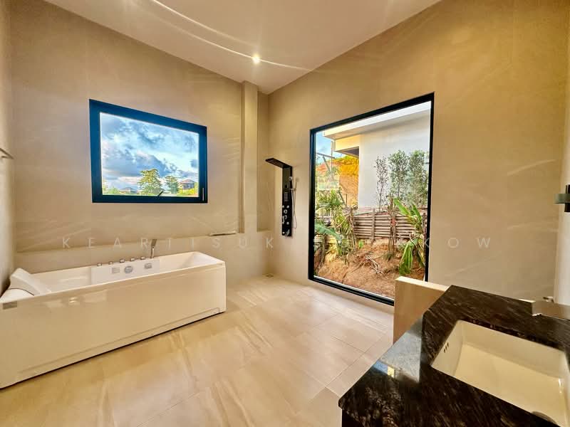 undefined, Phuket, Choeng Thale, Thalang, Phuket, 5 Bedrooms, 547 sqm, Villa For Rent, by Keartisuk Sookkow, 500320168 - DDproperty.com