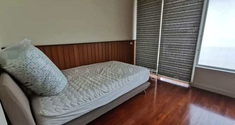 Langsuan Ville, Bangkok, 50 Soi Langsuan, Lumphini, Pathum Wan, Bangkok, 3 Bedrooms, 215 sqm, Condo For Rent, by Ratsarin Sirinipaspong, 500320205 - DDproperty.com