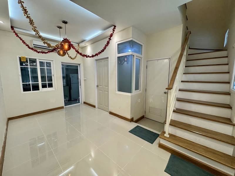 Golden Town Wongsawang-Ratchada, Nonthaburi, Pibulsongkram Road, Bang Khen, Muang Nonthaburi, Nonthaburi, 3 Bedrooms, 120 sqm, Townhouse For Rent, by ณปภัช ธวงค์ไพ, 500320220 - DDproperty.com
