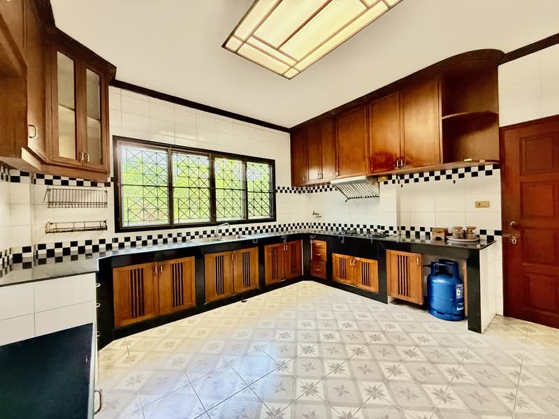 Kritsada Nakron 18, Bangkok, Sala Thammasop, Thawi Watthana, Bangkok, 4 Bedrooms, 340 sqm, Single Detached House For Sale, by ธีรนุช ธีระวาทิน, 500320235 - DDproperty.com