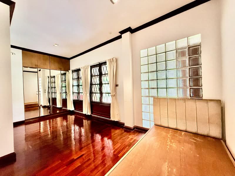 Kritsada Nakron 18, Bangkok, Sala Thammasop, Thawi Watthana, Bangkok, 4 Bedrooms, 340 sqm, Single Detached House For Sale, by ธีรนุช ธีระวาทิน, 500320235 - DDproperty.com