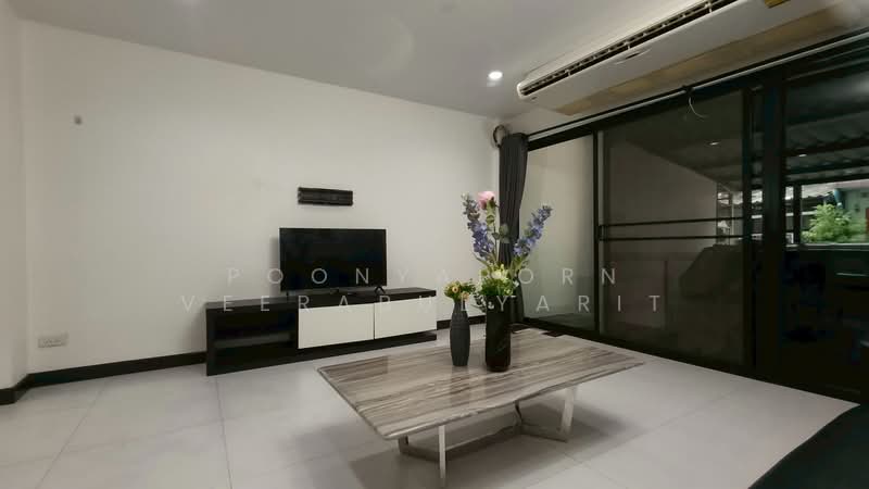 ทาวน์เฮ้าส์ : หมู่บ้านสังสิทธิ์ กำนันแม้น 13, Bangkok, กำนันแม้น, Bang Bon, Bangkok, 2 Bedrooms, 144 sqm, Townhouse For Rent, by Poonyaporn Veerabulyarit, 500320269 - DDproperty.com