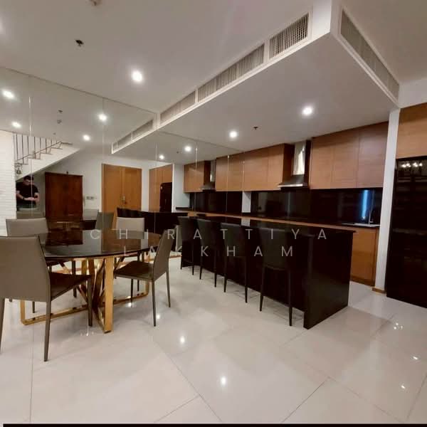 The Emporio Place, Bangkok, 93 Soi Sukhumvit 24, Sukhumvit Road, Khong Tan, Khlong Toei, Bangkok, 1 Bedroom, 90 sqm, Condo For Rent, by Chirattiya Lakkham, 500320286 - DDproperty.com