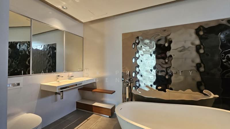 Ficus Lane, Bangkok, Soi Sukhumvit 44/1, Phra Kanong, Khlong Toei, Bangkok, 3 Bedrooms, 198 sqm, Condo For Rent, by BANGKOK PROPERTY AGENTS, 500320334 - DDproperty.com