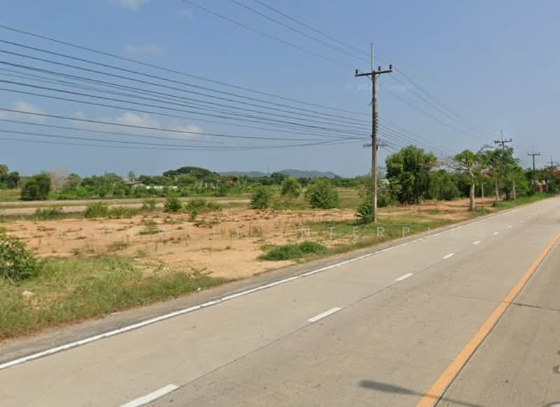 ขายที่ดินบ้านเพ 27 ไร่ ถมแล้วติดถนน2ด้าน ในไร่ซอย13 ใกล้หาดเพและอุทยานเขาแหลมหญ้า4กม., ระยอง, เพ, เมืองระยอง, ระยอง, 44,264 ตร.ม., ที่ดิน ขาย, โดย RICHWELL INTERPLUS, 500320356 - DDproperty.com