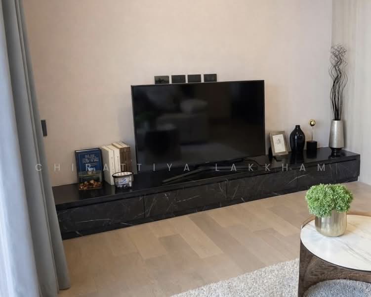 Siamese Exclusive Queens, Bangkok, 388 Phai Singto Alley, Khlong Toei, Bangkok, 2 Bedrooms, 70 sqm, Condo For Rent, by Chirattiya Lakkham, 500320360 - DDproperty.com