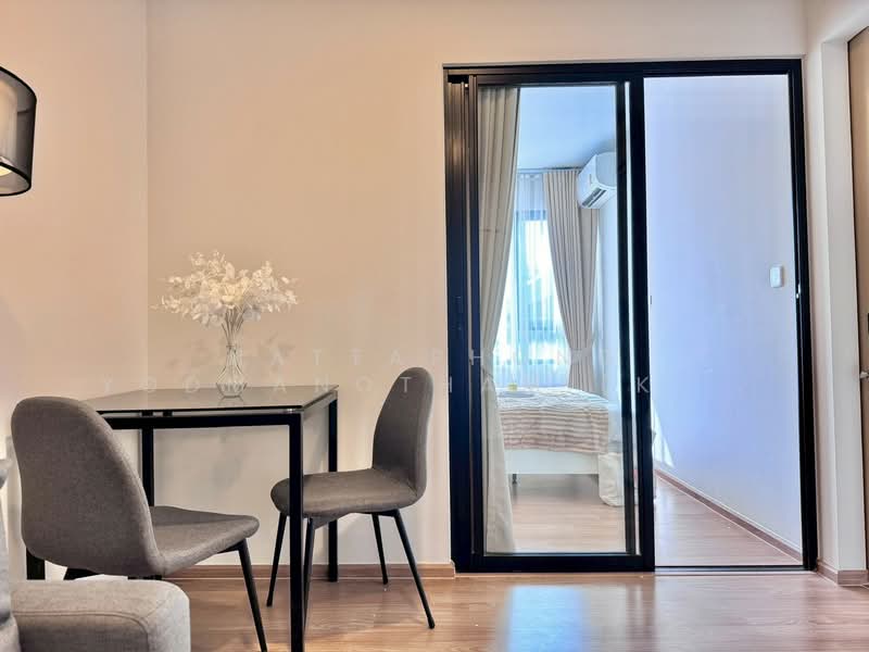 Chewathai Pinklao, Bangkok, Arun Amarin Road, Bang Yi Khan, Bang Phlat, Bangkok, Studio, 30 sqm, Condo For Rent, by NATTAPHONG Yodmanotham (K. Book), 500320367 - DDproperty.com