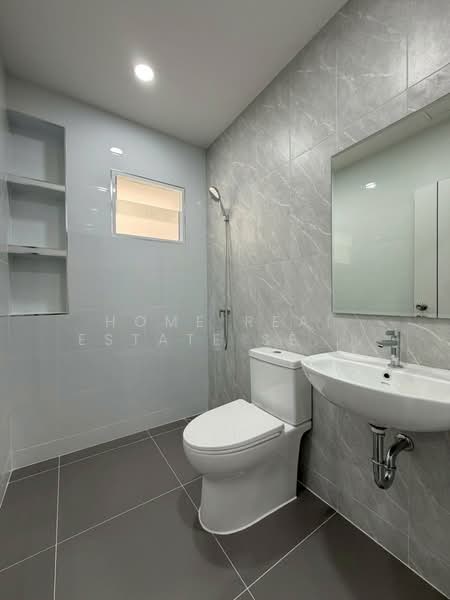 หมู่บ้านเมืองเพชรวิลเลจ, Bangkok, สุขุมวิท 77, Suan Luang, Bangkok, 3 Bedrooms, 125 sqm, Townhouse For Sale, by HOME Real Estate Service, 500320373 - DDproperty.com