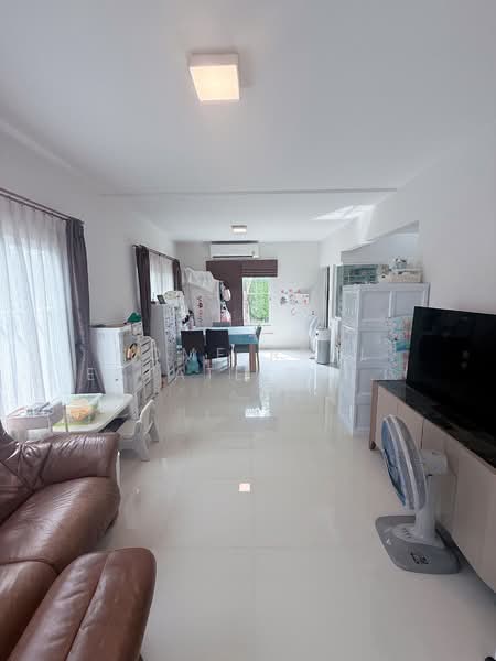 Villaggio Bangna-Theparak : วิลลาจจิโอ บางนา-เทพารักษ์, สมุทรปราการ, ถนนไม่มีชื่อ, บางพลีใหญ่, บางพลี, สมุทรปราการ, 134 ตร.ม., บ้านเดี่ยว ขาย, โดย HOME Real Estate Service, 500320413 - DDproperty.com