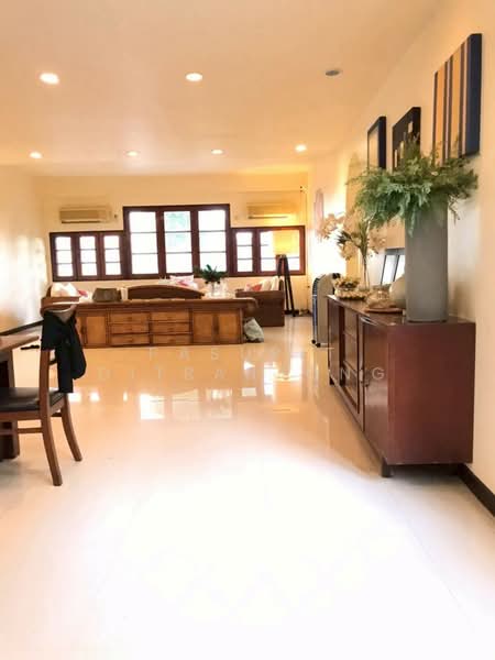 บ้าน 3-ห้องนอน, กรุงเทพ, พระโขนงเหนือ, วัฒนา, กรุงเทพ, 400 ตร.ม., บ้านเดี่ยว ให้เช่า, โดย Pasupit Ditbanjong, 500320422 - DDproperty.com