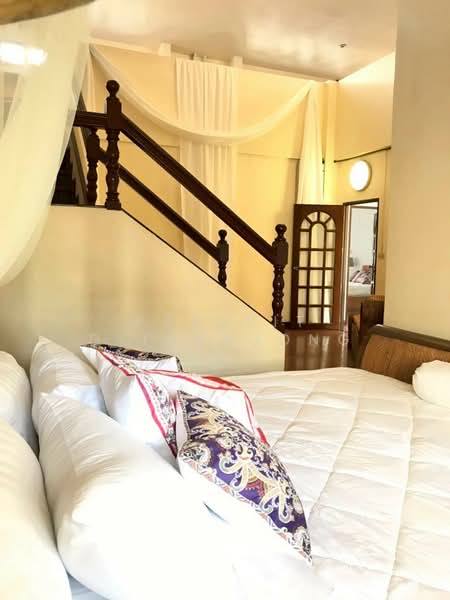 3-BR House, Bangkok, Phra Kanong Nua, Watthana, Bangkok, 3 Bedrooms, 400 sqm, Single Detached House For Rent, by Pasupit Ditbanjong, 500320422 - DDproperty.com