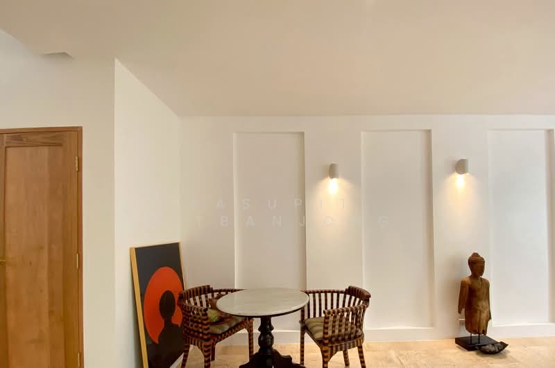 4-BR Townhouse, Bangkok, Phra Kanong Nua, Watthana, Bangkok, 4 Bedrooms, 320 sqm, Townhouse For Sale, by Pasupit Ditbanjong, 500320439 - DDproperty.com