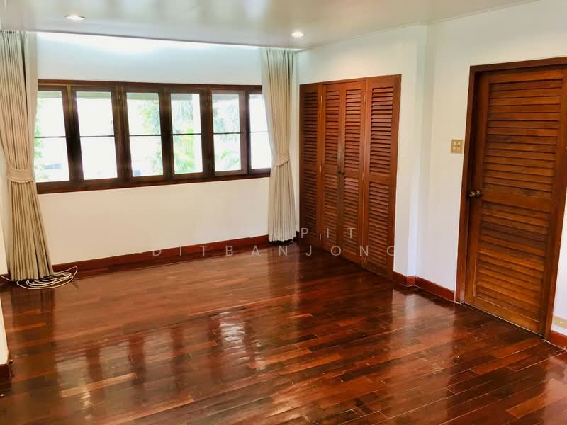 2-BR House, Bangkok, Lumphini, Pathum Wan, Bangkok, 2 Bedrooms, 233 sqm, Single Detached House For Rent, by Pasupit Ditbanjong, 500320450 - DDproperty.com