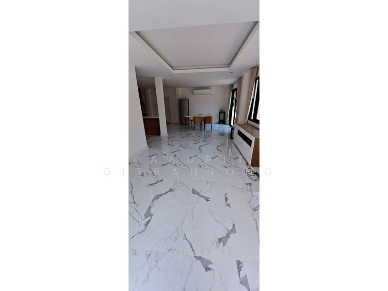 บ้าน 4-ห้องนอน, กรุงเทพ, คลองตันเหนือ, วัฒนา, กรุงเทพ, 300 ตร.ม., บ้านเดี่ยว ให้เช่า, โดย Pasupit Ditbanjong, 500320470 - DDproperty.com