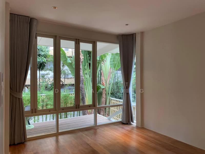2-BR House, Bangkok, Khlong Tan Nua, Watthana, Bangkok, 2 Bedrooms, 141 sqm, Single Detached House For Rent, by Pasupit Ditbanjong, 500320489 - DDproperty.com