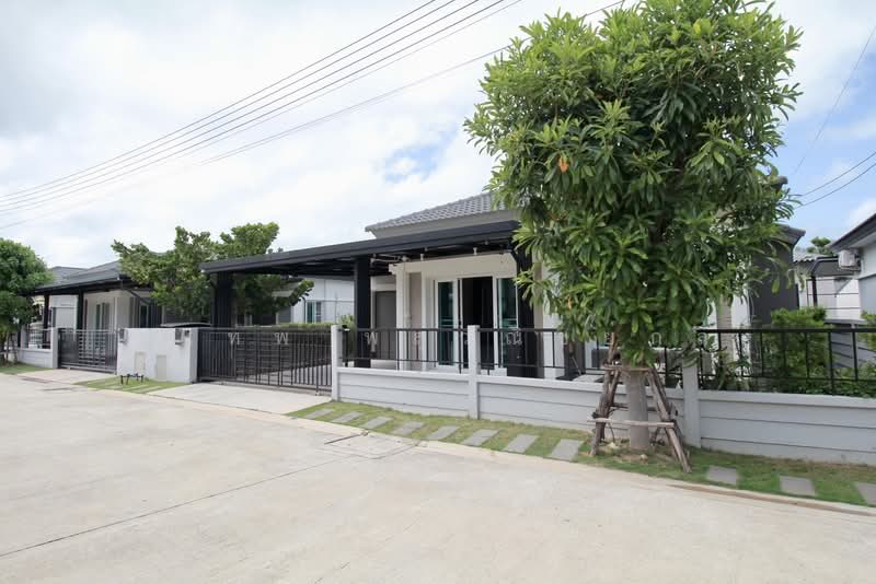 Apitown Rayong, Rayong, Suchada 4 Noen Phra, Noen Phra, Muang Rayong, Rayong, 3 Bedrooms, 122 sqm, Single Detached House For Sale, by สุเทพ พสุวณิชย์กุล, 500320529 - DDproperty.com