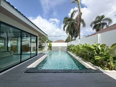 ขาย - 13S0063 Pool villa for sale 13,900,000 baht 4 bedroom 5 bathroom at paklok, ภูเก็ต