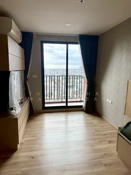 Brix Charan 64, Bangkok, 696 Charan Sanit Wong Road, Bang Yi Khan, Bang Phlat, Bangkok, 2 Bedrooms, 41 sqm, Condo For Rent, by Thanatcha Thanapaisan, 500320558 - DDproperty.com