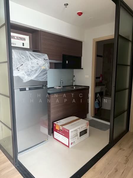 Brix Charan 64, Bangkok, 696 Charan Sanit Wong Road, Bang Yi Khan, Bang Phlat, Bangkok, 2 Bedrooms, 41 sqm, Condo For Rent, by Thanatcha Thanapaisan, 500320558 - DDproperty.com