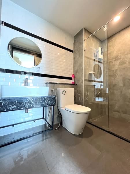 Brix Charan 64, Bangkok, 696 Charan Sanit Wong Road, Bang Yi Khan, Bang Phlat, Bangkok, 2 Bedrooms, 41 sqm, Condo For Rent, by Thanatcha Thanapaisan, 500320558 - DDproperty.com