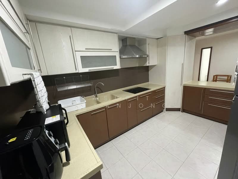 Waterford Park Rama 4, Bangkok, 77 Phum Chit Alley, Phra Kanong, Khlong Toei, Bangkok, 4 Bedrooms, 150 sqm, Condo For Rent, by Pasupit Ditbanjong, 500320561 - DDproperty.com