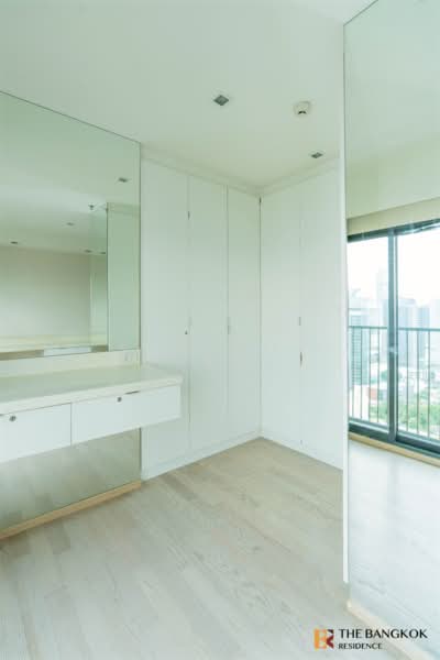 Noble Remix, Bangkok, 772 Soi Sukhumvit 36, Sukhumvit Road, Khong Tan, Khlong Toei, Bangkok, 3 Bedrooms, 183 sqm, Condo For Sale, by Sirirut Havee Akehurst, 500320601 - DDproperty.com