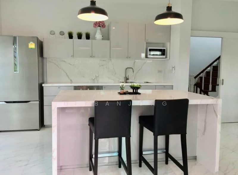บ้าน 4-ห้องนอน, กรุงเทพ, สามเสนนอก, ห้วยขวาง, กรุงเทพ, 300 ตร.ม., บ้านเดี่ยว ขาย, โดย Pasupit Ditbanjong, 500320608 - DDproperty.com