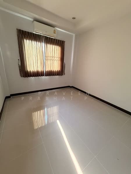 Pornthep Garden Ville 8, Chon Buri (Pattaya), Bang Lamung, Bang Lamung (Pattaya), Chon Buri (Pattaya), 3 Bedrooms, 164 sqm, Single Detached House For Rent, by Praveen Peter, 500320624 - DDproperty.com