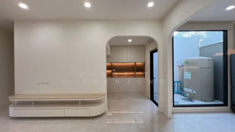 Demi Sathu 49, Bangkok, Sathupradit 49 Bang Pong pang, Bang Pong Pang, Yan Nawa, Bangkok, 3 Bedrooms, 212 sqm, Townhouse For Sale, by Pasupit Ditbanjong, 500320626 - DDproperty.com