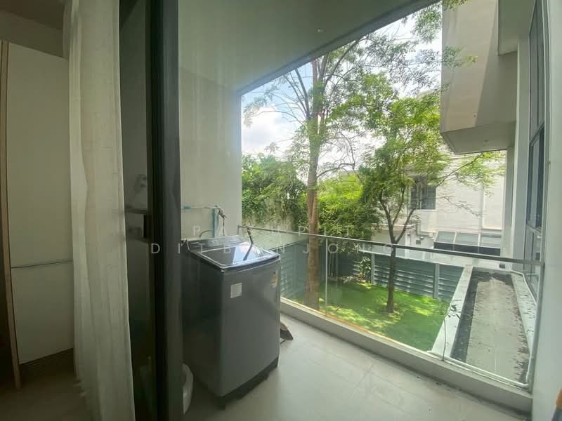 Parc Priva, Bangkok, Thiam Ruammit Road, Huai Khwang, Bangkok, 4 Bedrooms, 296 sqm, Single Detached House For Sale, by Pasupit Ditbanjong, 500320629 - DDproperty.com