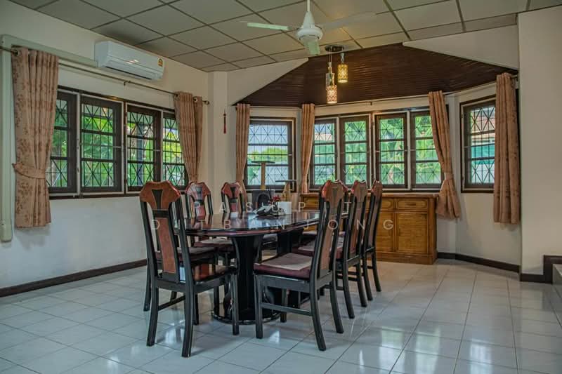 4-BR House, Bangkok, Bang Chak, Phra Khanong, Bangkok, 4 Bedrooms, 580 sqm, Single Detached House For Rent, by Pasupit Ditbanjong, 500320633 - DDproperty.com