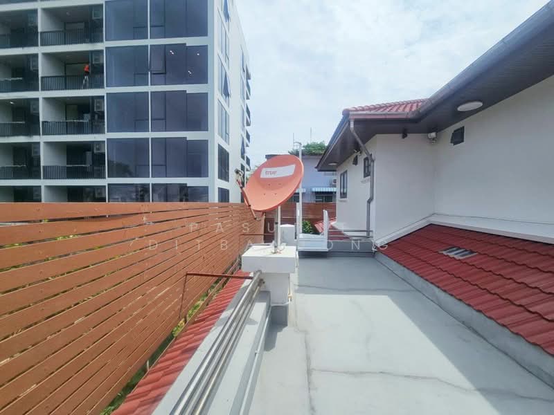 4-BR Semi-detached House, Bangkok, Samsen Nai, Phaya Thai, Bangkok, 4 Bedrooms, 310 sqm, Semi-Detached House (Twin House) For Sale, by Pasupit Ditbanjong, 500320643 - DDproperty.com