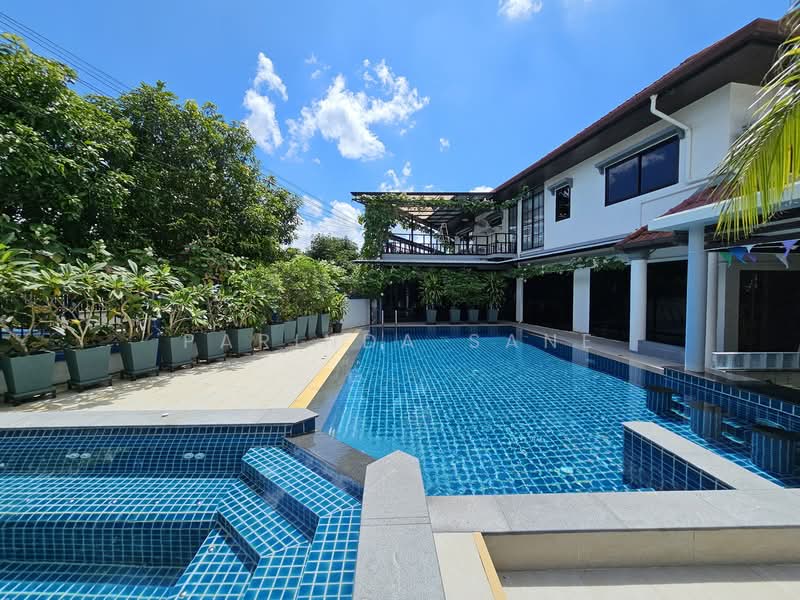 พูลวิลลา 5 ห้องนอนใกล้สนามกอล์ฟ สำหรับขาย, ภูเก็ต, กะทู้, ภูเก็ต, 800 ตร.ม., บ้านเดี่ยว ขาย, โดย Parinda Sane, 500320652 - DDproperty.com