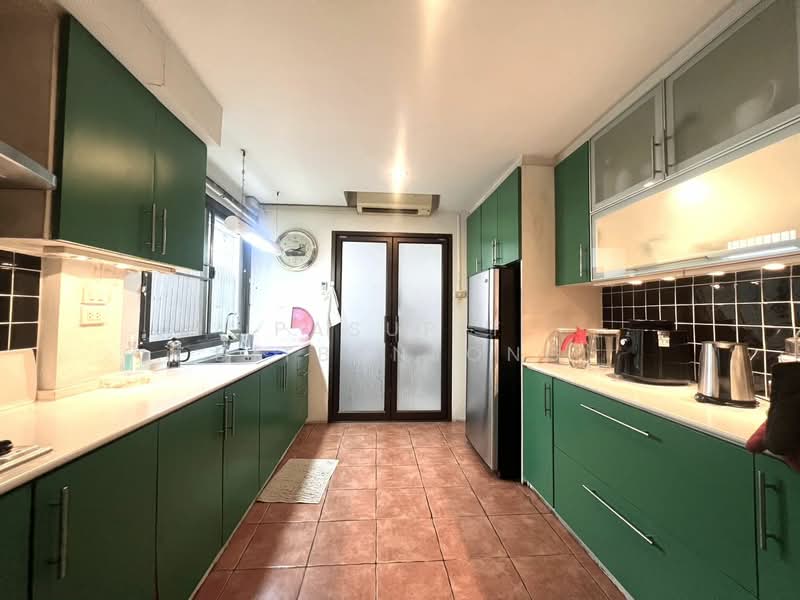 5-BR House, Bangkok, Samsen Nai, Phaya Thai, Bangkok, 5 Bedrooms, 350 sqm, Single Detached House For Sale, by Pasupit Ditbanjong, 500320664 - DDproperty.com