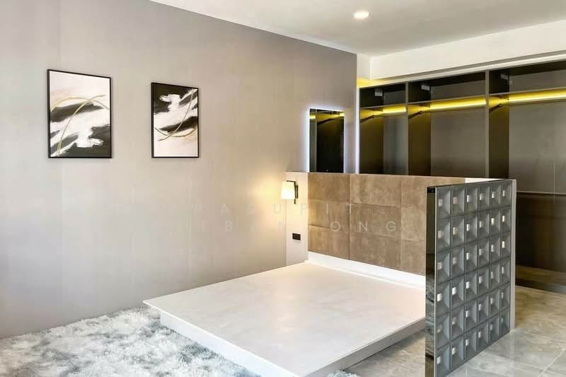 5-BR Townhouse, Bangkok, Khlong Tan Nua, Watthana, Bangkok, 5 Bedrooms, 600 sqm, Townhouse For Rent, by Pasupit Ditbanjong, 500320677 - DDproperty.com