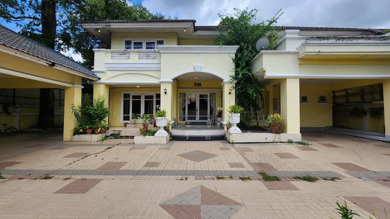 Perfect Place Ramkhamhaeng 164 : เพอร์เฟค เพลส รามคำแหง 164, กรุงเทพ, ซอยรามคำแหง 164, สะพานสูง, กรุงเทพ, 480 ตร.ม., บ้านเดี่ยว ให้เช่า, โดย ธนะชัย อร่ามเรืองรัตน์, 500320705 - 4) Façade บ้าน บ้านเดี่ยวขนาดใหญ่ บรรยาก - DDproperty.com