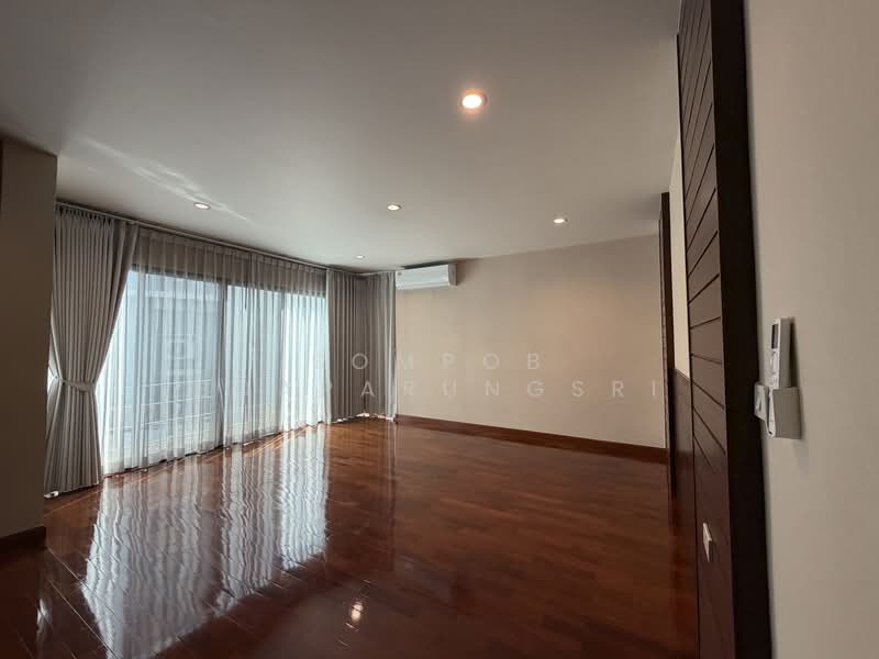 Baan Sasida, Bangkok, 19/1 Sukhumvit, Khong Tan, Khlong Toei, Bangkok, 3 Bedrooms, 200 sqm, Condo For Rent, by Sompob Buaparungsri, 500320801 - DDproperty.com