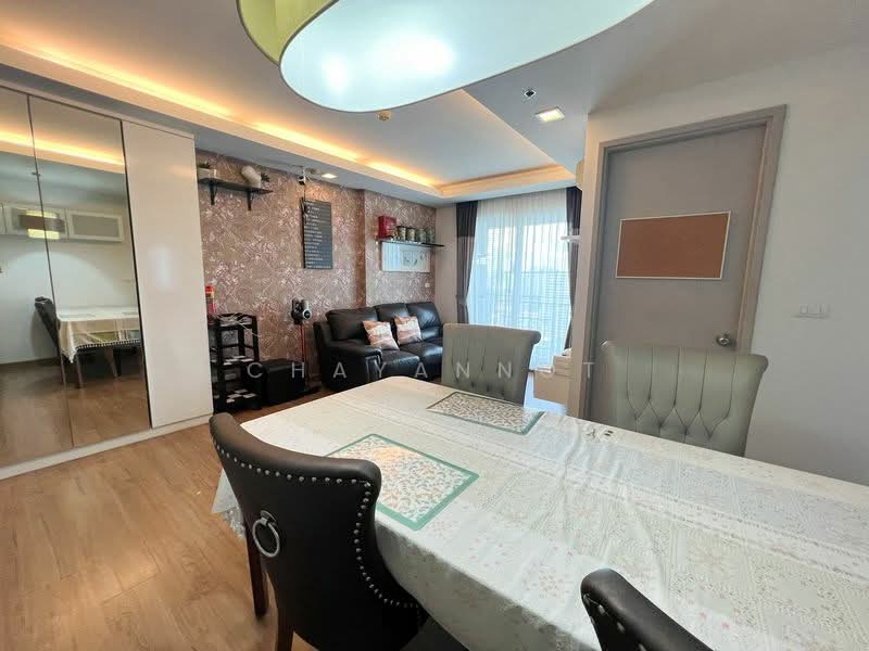 Thru Thonglor, Bangkok, Petchaburi Road, Bang Kapi, Huai Khwang, Bangkok, 2 Bedrooms, 66 sqm, Condo For Rent, by Chayannot, 500320803 - DDproperty.com