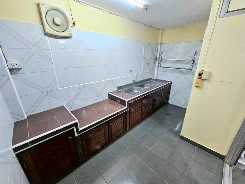 Kedsri 2, Bangkok, Saphan Sung, Bangkok, 2 Bedrooms, 70 sqm, Townhouse For Sale, by สรภพ ยอดไชย (สีฝุ่น), 500320817 - DDproperty.com