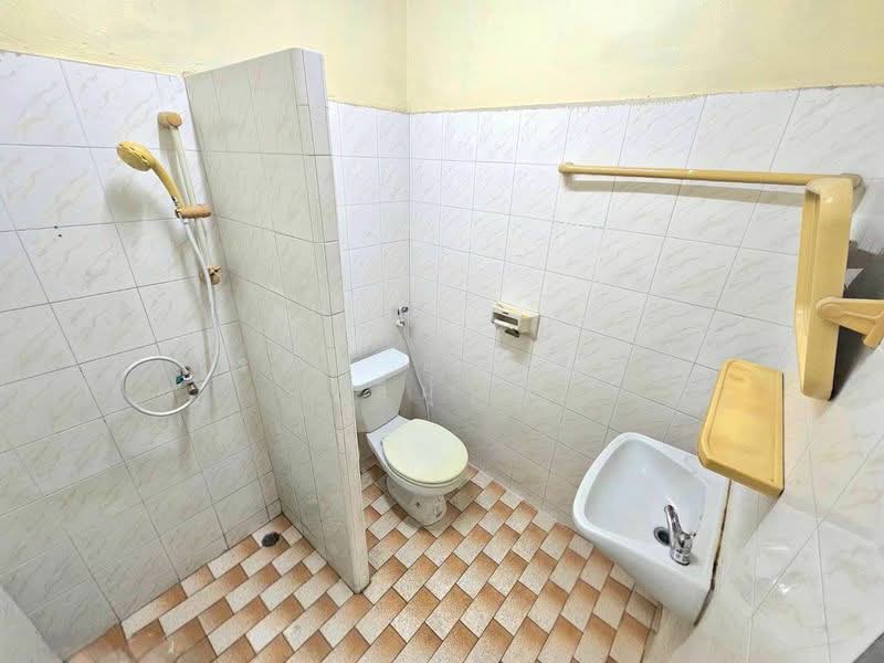 Kedsri 2, Bangkok, Saphan Sung, Bangkok, 2 Bedrooms, 70 sqm, Townhouse For Sale, by สรภพ ยอดไชย (สีฝุ่น), 500320817 - DDproperty.com
