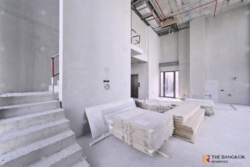 The Estelle Phrom Phong, Bangkok, 131 Soi Sukhumvit 26, Khong Tan, Khlong Toei, Bangkok, 1 Bedroom, 402 sqm, Condo For Sale, by Sirirut Havee Akehurst, 500320826 - DDproperty.com