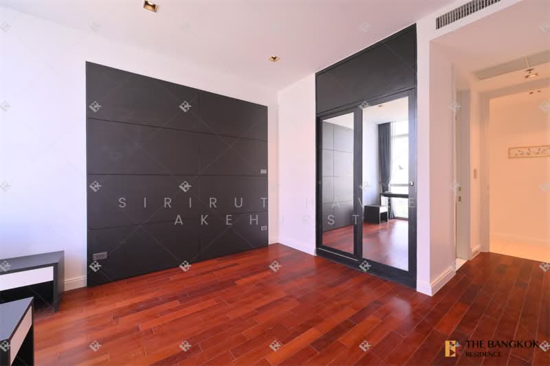 Athenee Residence, Bangkok, 65 Witthayu Road, Lumphini, Pathum Wan, Bangkok, 2 Bedrooms, 120 sqm, Condo For Sale, by Sirirut Havee Akehurst, 500320832 - DDproperty.com