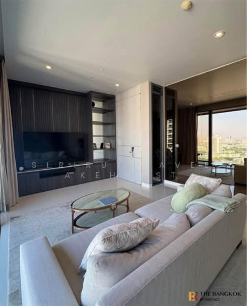 Vittorio 39, Bangkok, 8 Sukhumvit, Khlong Tan Nua, Watthana, Bangkok, 2 Bedrooms, 128 sqm, Condo For Sale, by Sirirut Havee Akehurst, 500320893 - DDproperty.com